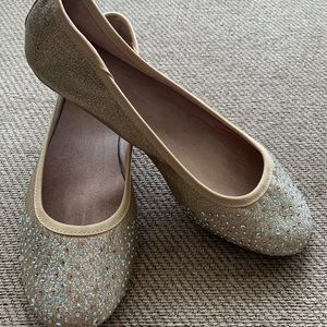Women’s flats